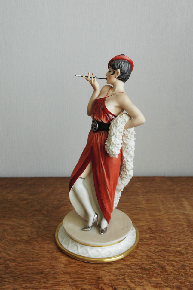 Леди с мундштуком, Sandro Maggioni, Capodimonte, статуэтка