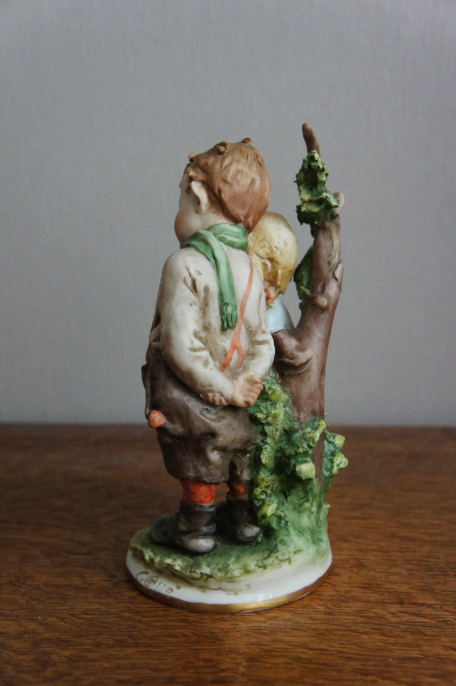 Смущенные детишки, Giuseppe Cappe, Capodimonte, статуэтка