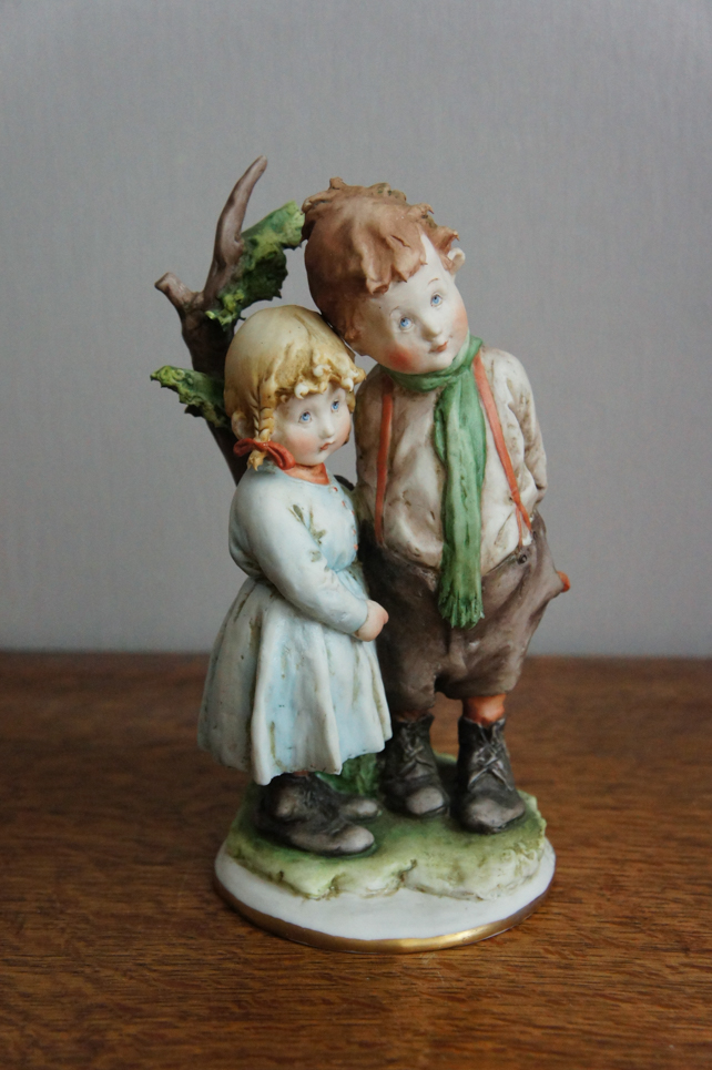 Смущенные детишки, Giuseppe Cappe, Capodimonte, статуэтка