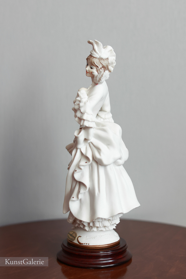 Little Dove, Giuseppe Armani, Florence, статуэтка