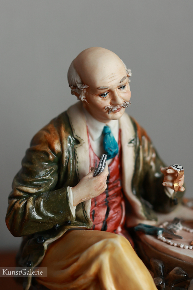 Часовщик, Walter Scapinello, Каподимонте, статуэтка