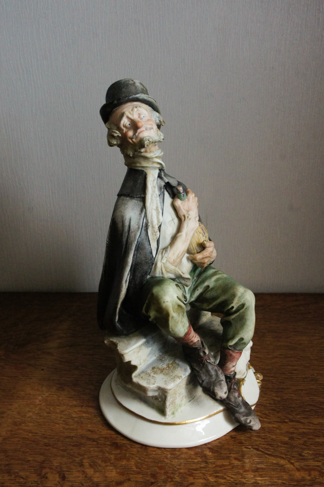Мистер с бутылкой вина, Giuseppe Cappe, Capodimonte, статуэтка