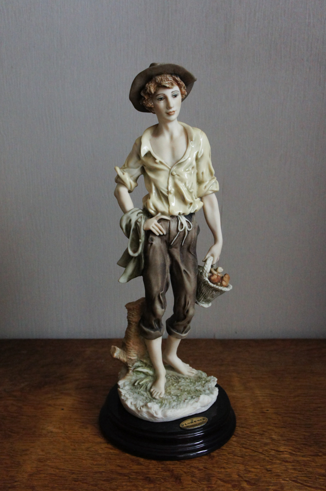 Country boy, Giuseppe Armani, Florence, статуэтка
