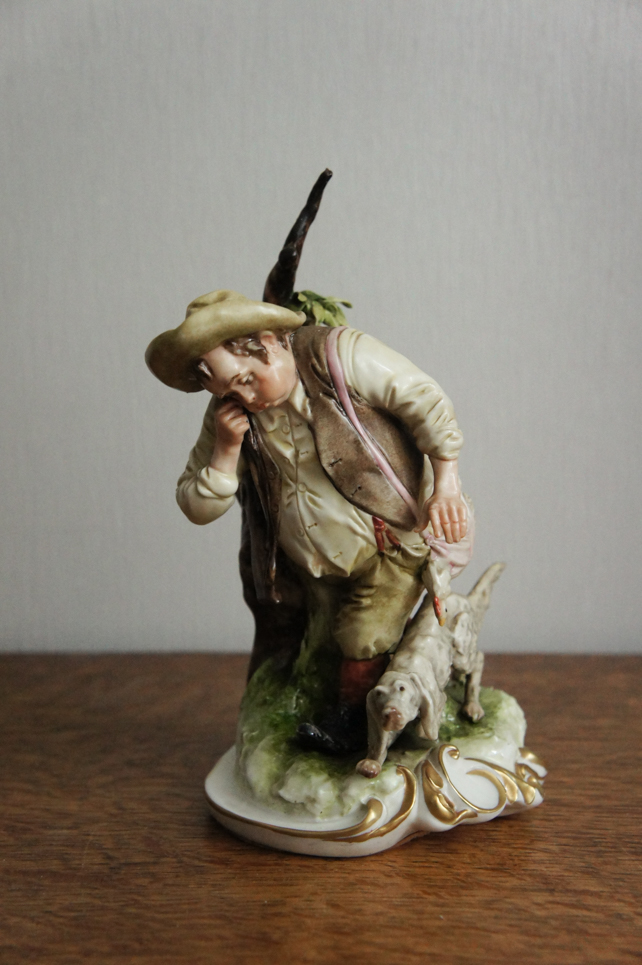 Охотник с мушкетом, Cappe, Capodimonte, статуэтка