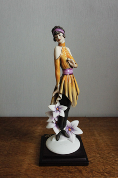 Леди Вайлет Lady Violet, Джузеппе Армани, Флоренс, Каподимонте, статуэтка, KunstGalerie.ru