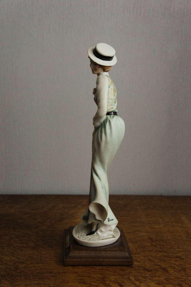 Леди играет в гольф, Giuseppe Armani, Florence, купить