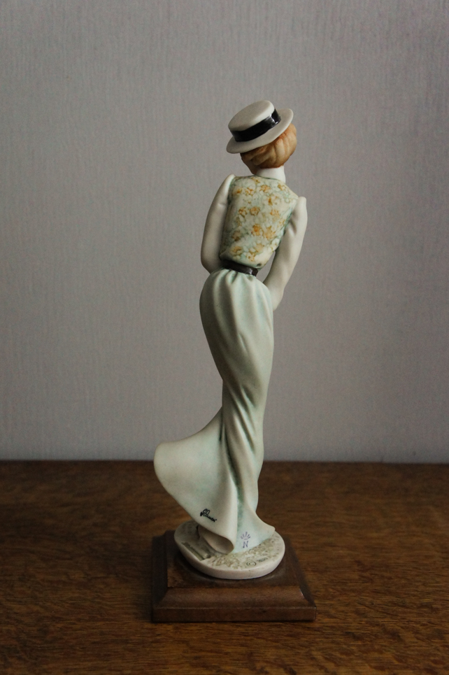 Леди играет в гольф, Giuseppe Armani, Florence, статуэтка