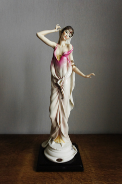 Прекрасная Лили, Giuseppe Armani, Florence, Capodimonte, статуэтка, KunstGalerie.ru