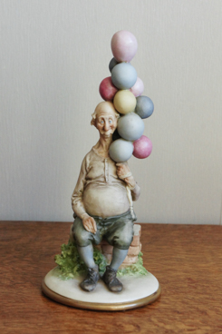 Дедушка с шариками, Giuseppe Cappe, Capodimonte, фарфоровая статуэтка. KunstGalerie