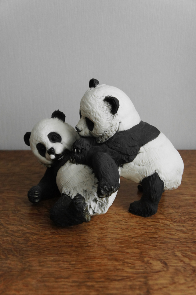 Две панды, E. Farina, Каподимонте, статуэтка