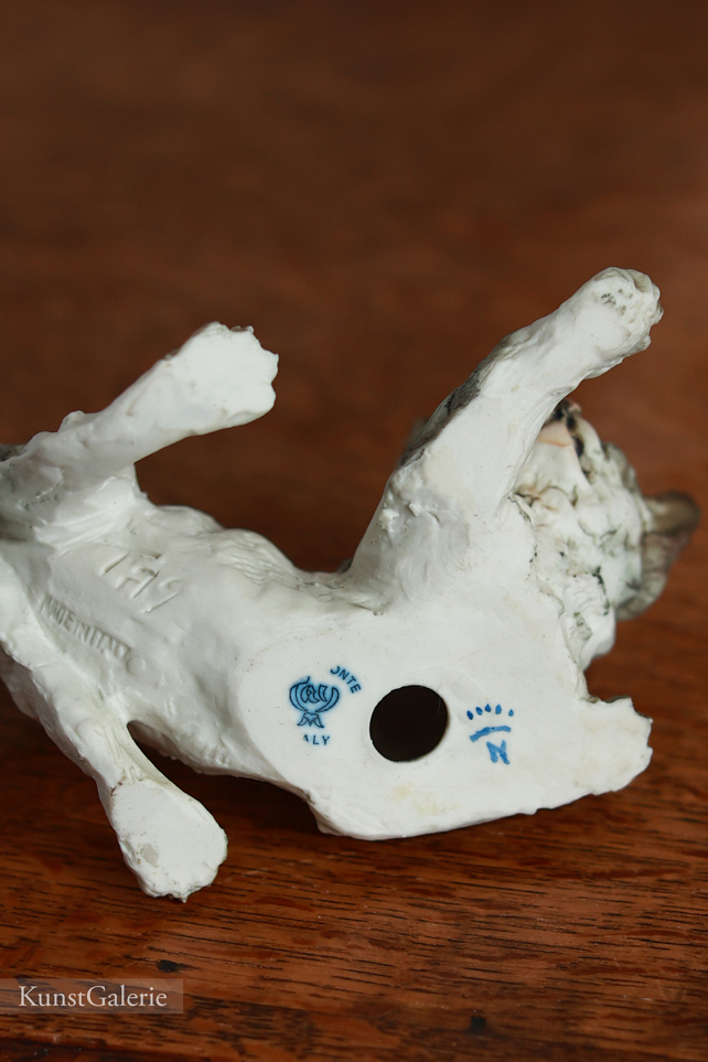 Играющий кот, Giuseppe Tagliariol, Каподимонте, статуэтка