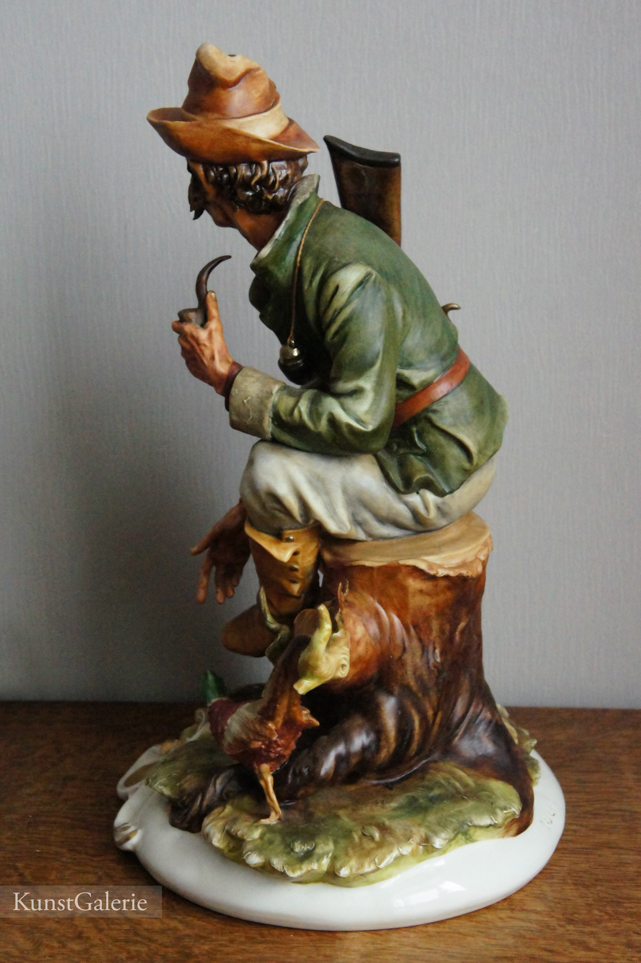 Охотник с фазаном, Tosca, Каподимонте, статуэтка