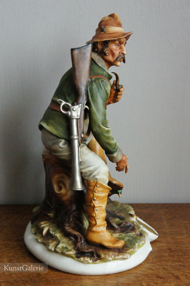 Охотник с фазаном, Tosca, Capodimonte, статуэтка