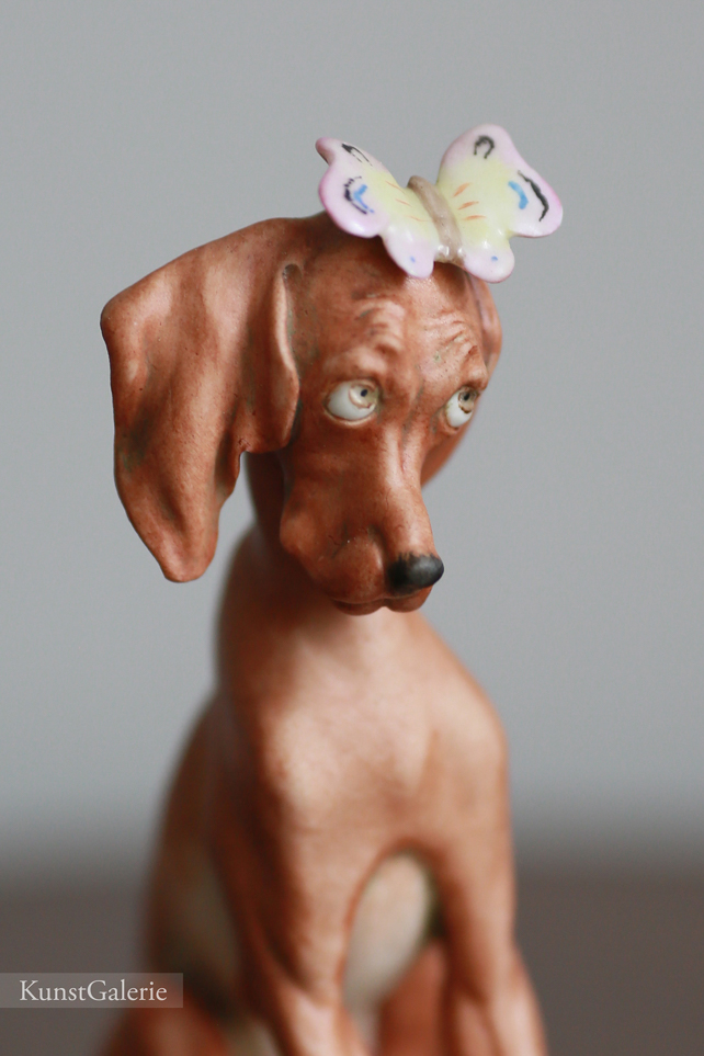 Собачка с бабочкой, Giuseppe Cappe, Capodimonte, статуэтка