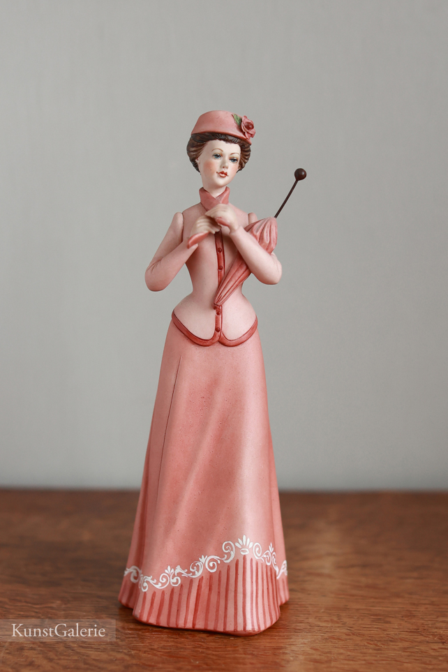 Леди в розовом с зонтом, Ipa, Каподимонте, статуэтка