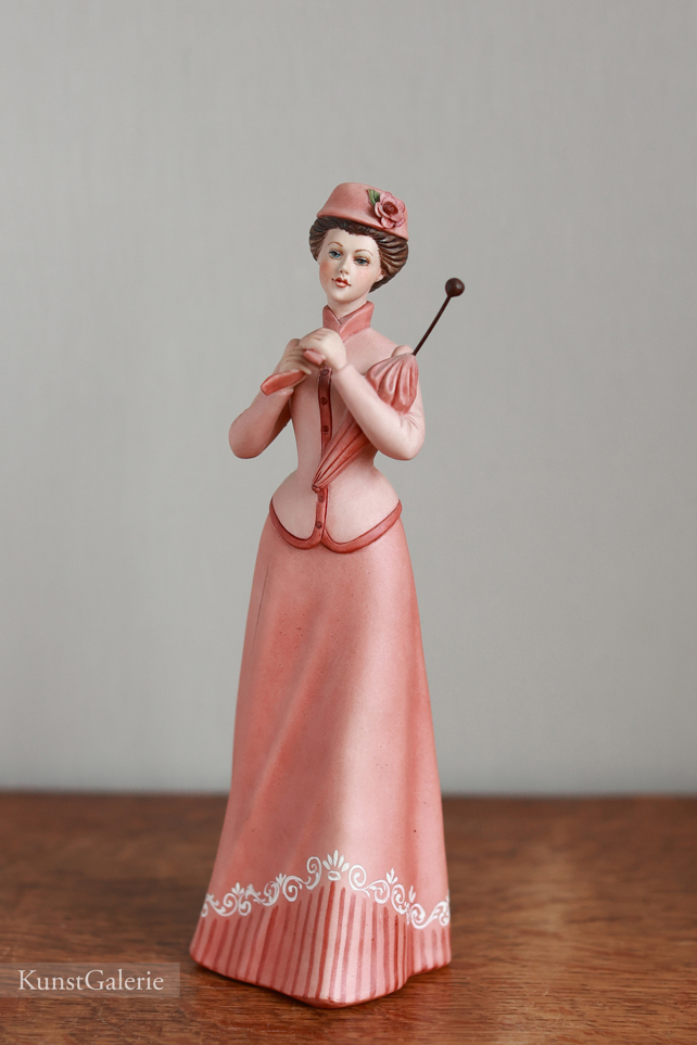 Леди в розовом с зонтом, Ipa, Capodimonte, статуэтка