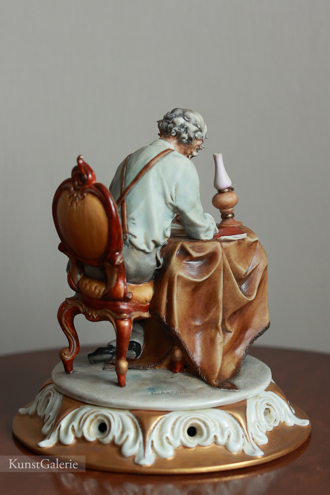 Филателист, Tyche Tosca, Каподимонте, статуэтка