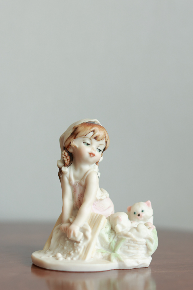 Девочка с корзинкой котят, Джузеппе Армани, Флоренс, купить