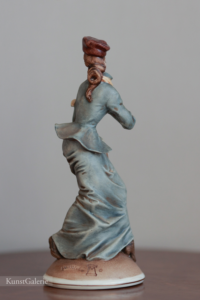 Дама с зонтом, Bruno Merli, Capodimonte, статуэтка