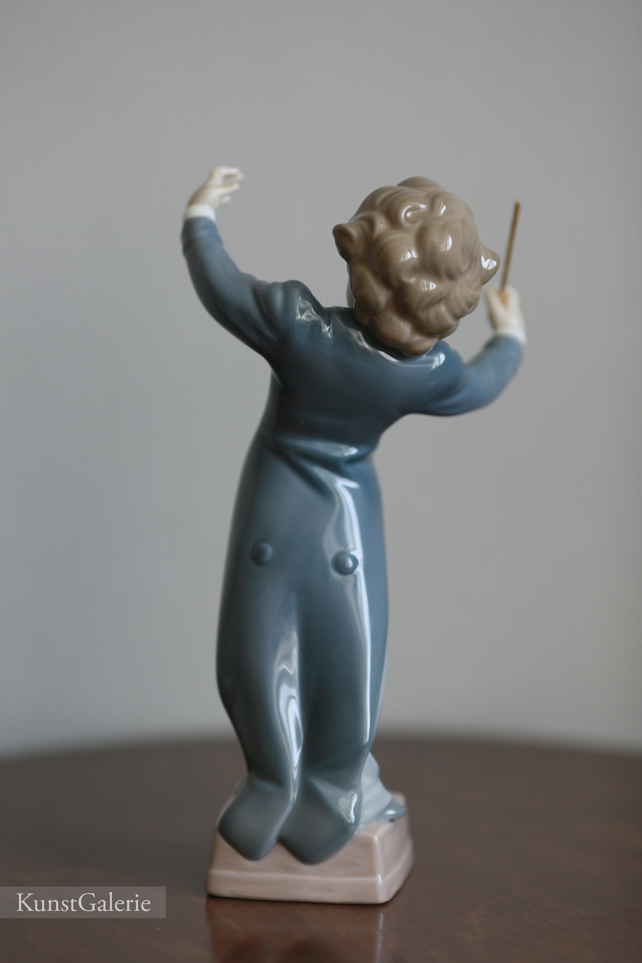 Юный маэстро, фарфоровая статуэтка, Lladro