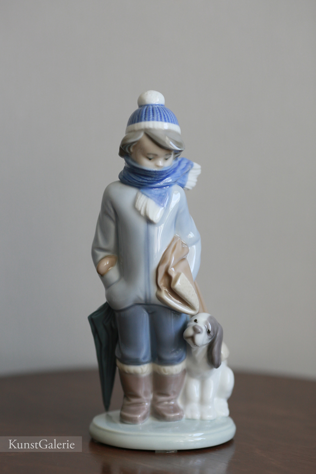 Зимняя прогулка, фарфоровая статуэтка, Lladro