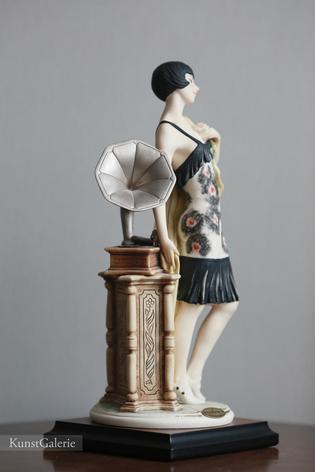 Леди с граммофоном, Giuseppe Armani, Florence, статуэтка