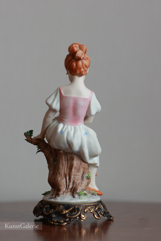 Девочка с голубем, Luigi Giorgio Benacchio, Capodimonte, статуэтка