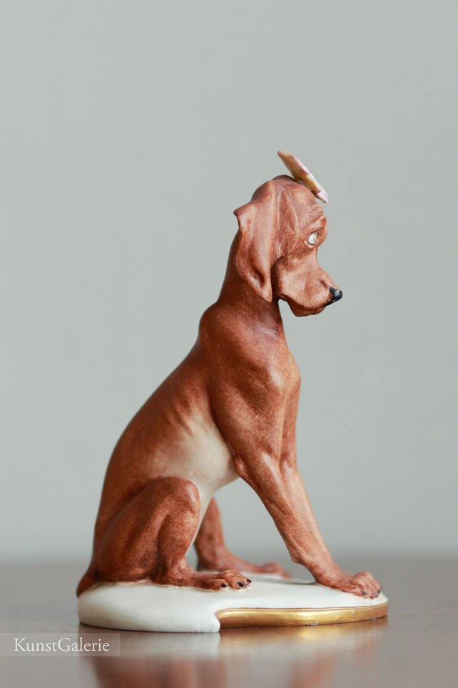 Собачка с бабочкой, Giuseppe Cappe, Capodimonte, статуэтка