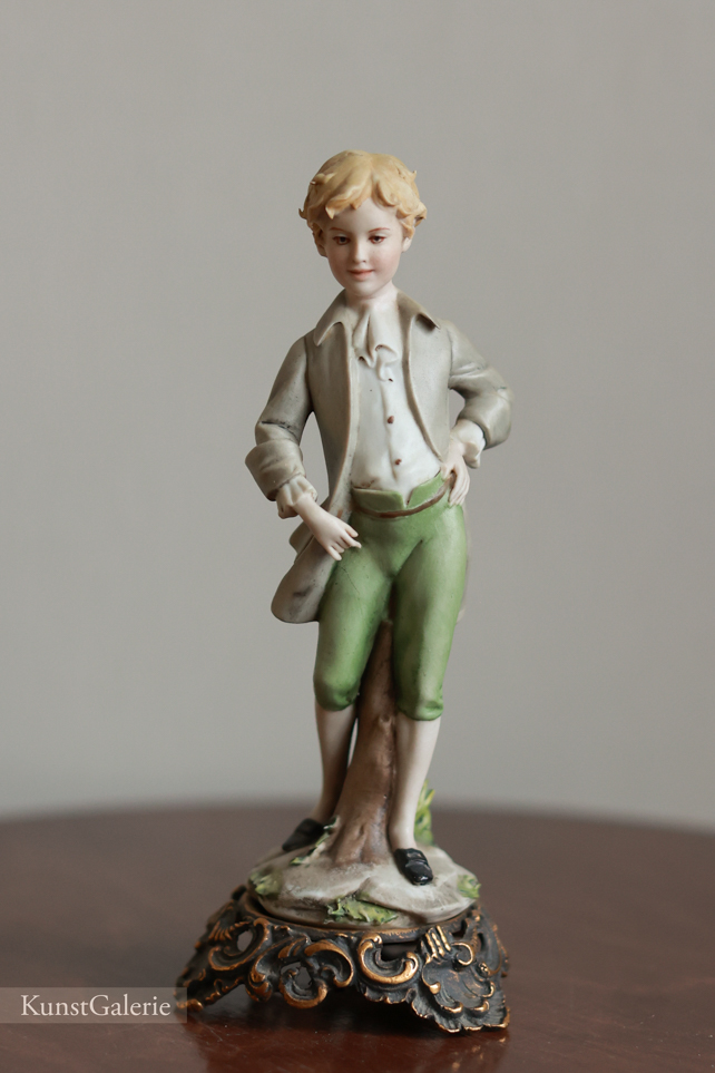 Мальчик в сюртуке, Luigi Giorgio Benacchio, Capodimonte, статуэтка