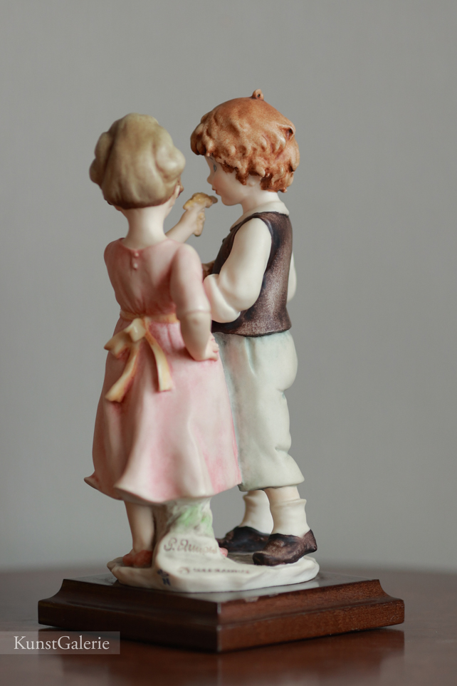 Первая симпатия, Giuseppe Armani, Florence, статуэтка