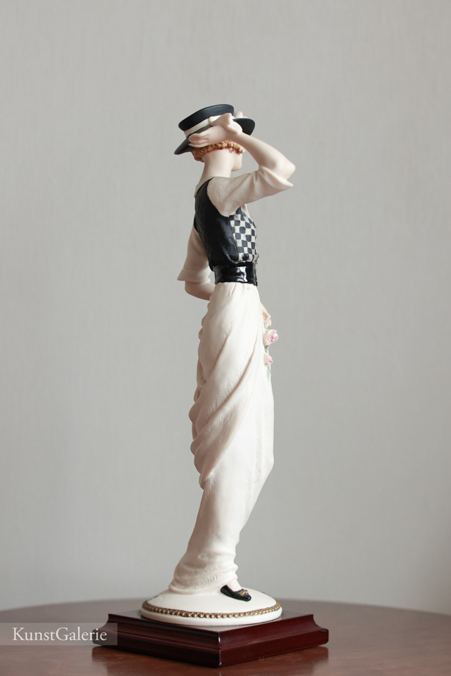 Кэти в шляпке, Giuseppe Armani, Florence, купить