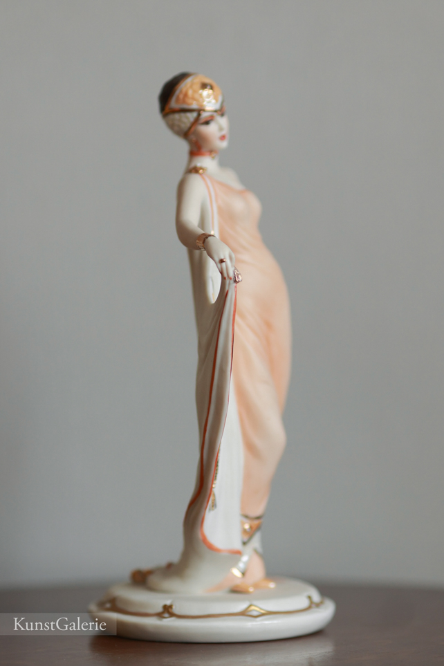 Леди в янтарном Divine, Sandro Maggioni, Capodimonte, статуэтка