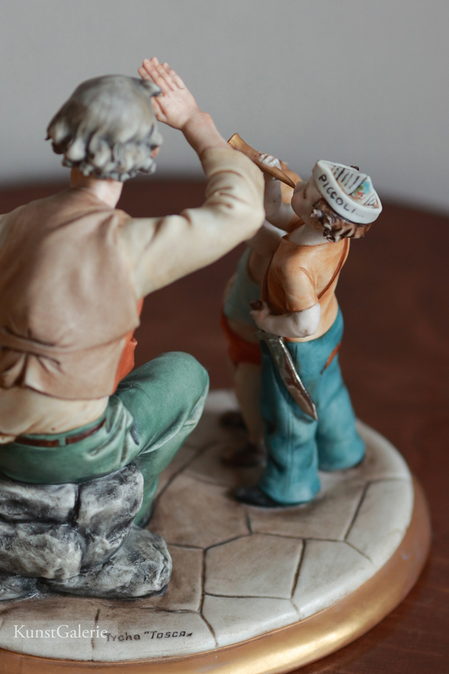 Пионерский отряд, Tyche Tosca, Capodimonte, статуэтка
