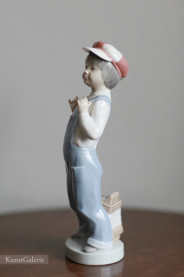Мальчик из Мадрида, фарфоровая статуэтка, Lladro