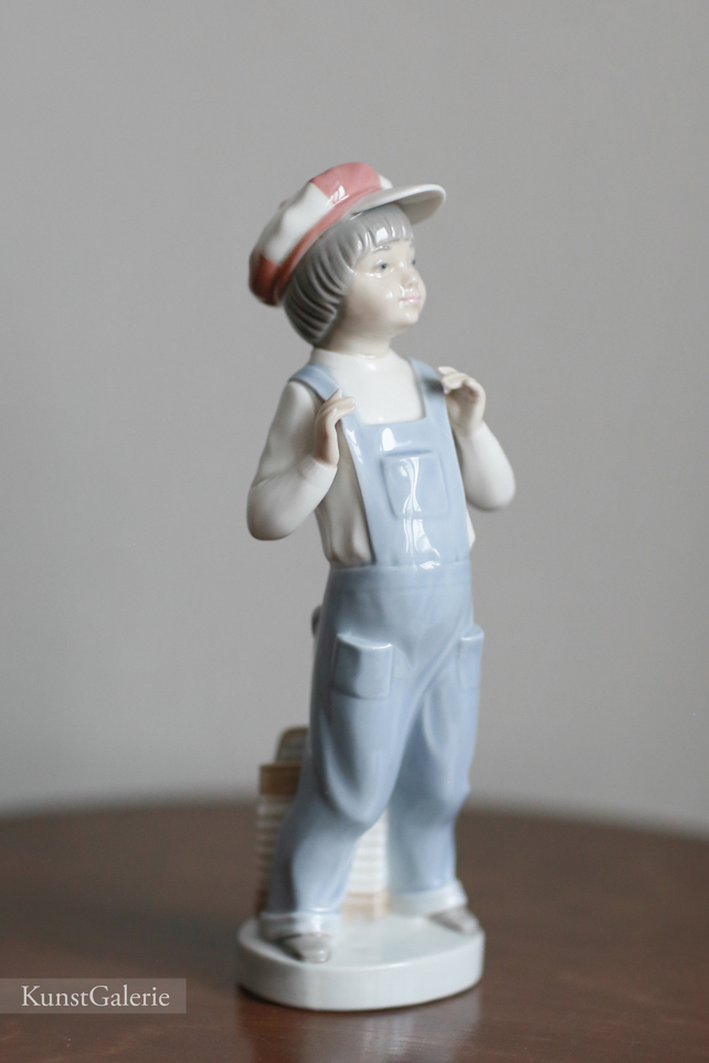 Мальчик из Мадрида, фарфоровая статуэтка, Lladro