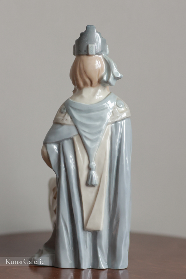 Готический король, фарфоровая статуэтка, Льядро