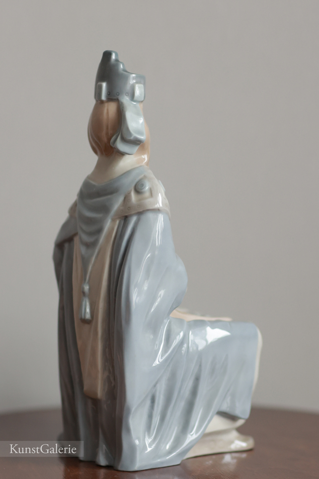 Готический король, фарфоровая статуэтка, Lladro