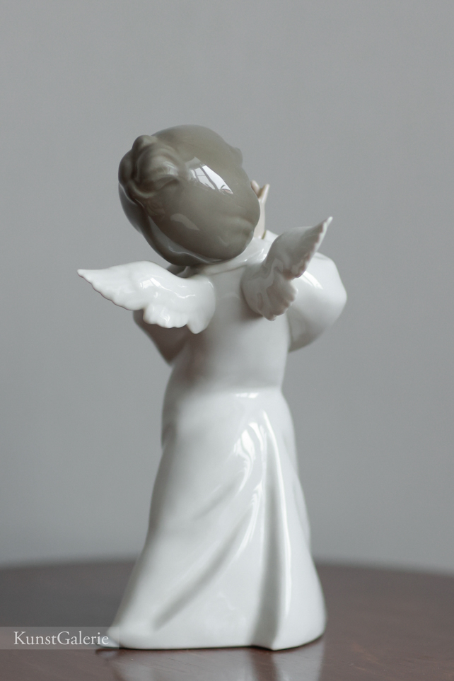 Удивленный ангел, фарфоровая статуэтка, Lladro