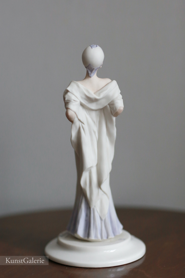 Леди в нежно-лиловом, Sandro Maggioni, Каподимонте, статуэтка