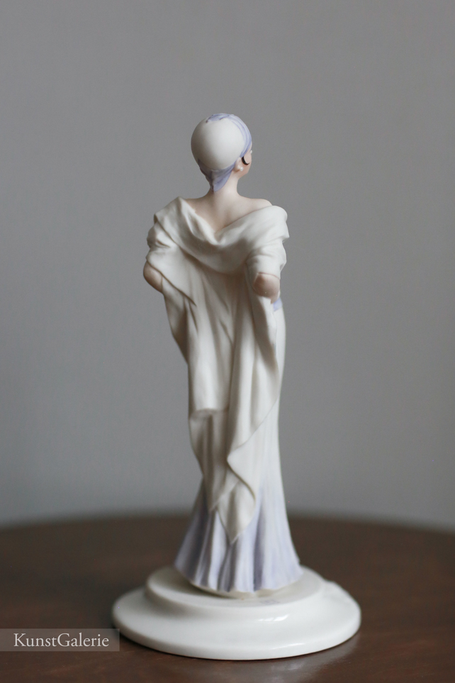 Леди в нежно-лиловом, Sandro Maggioni, Capodimonte, статуэтка