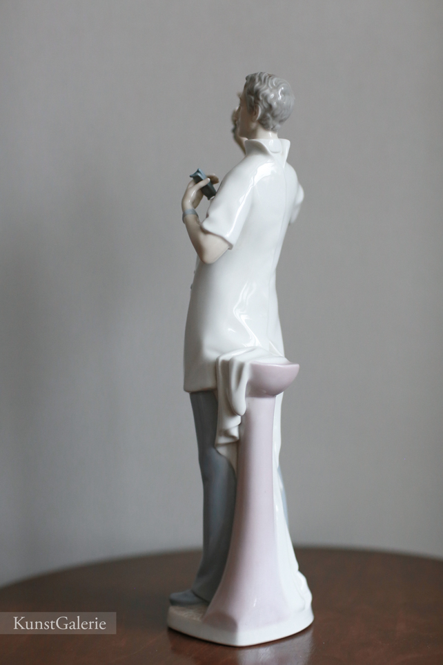 Дантист, фарфоровая статуэтка, Льядро