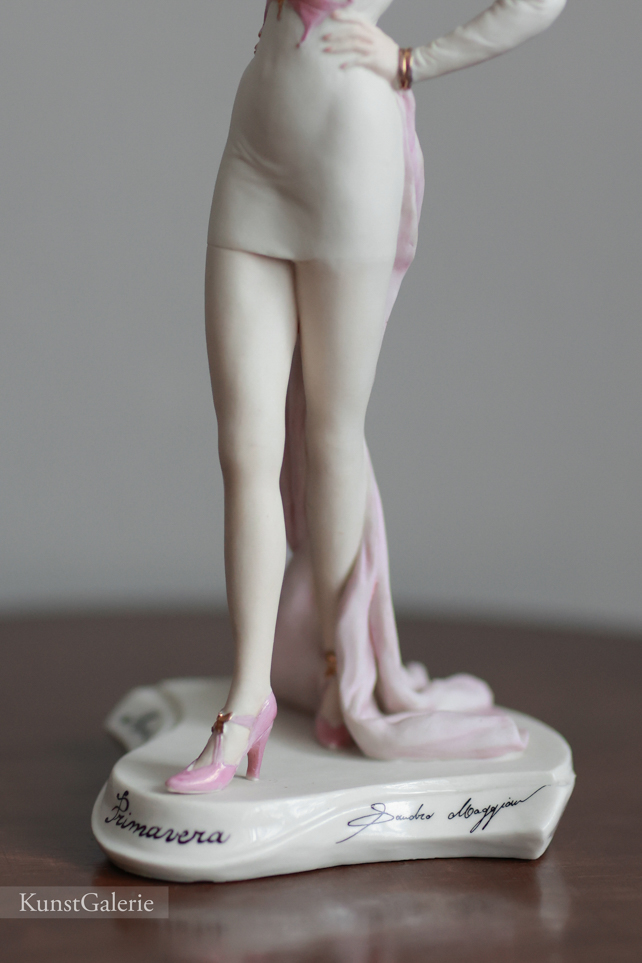 Леди Primavera, Sandro Maggioni, Каподимонте, статуэтка