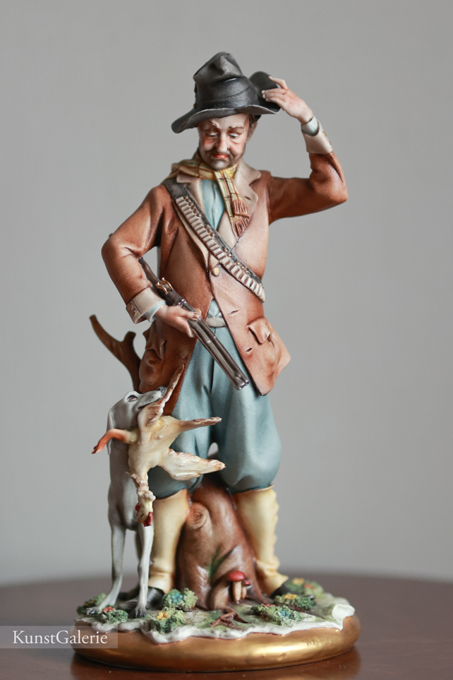 Охотник и собака с дичью, Ipa, Capodimonte, статуэтка
