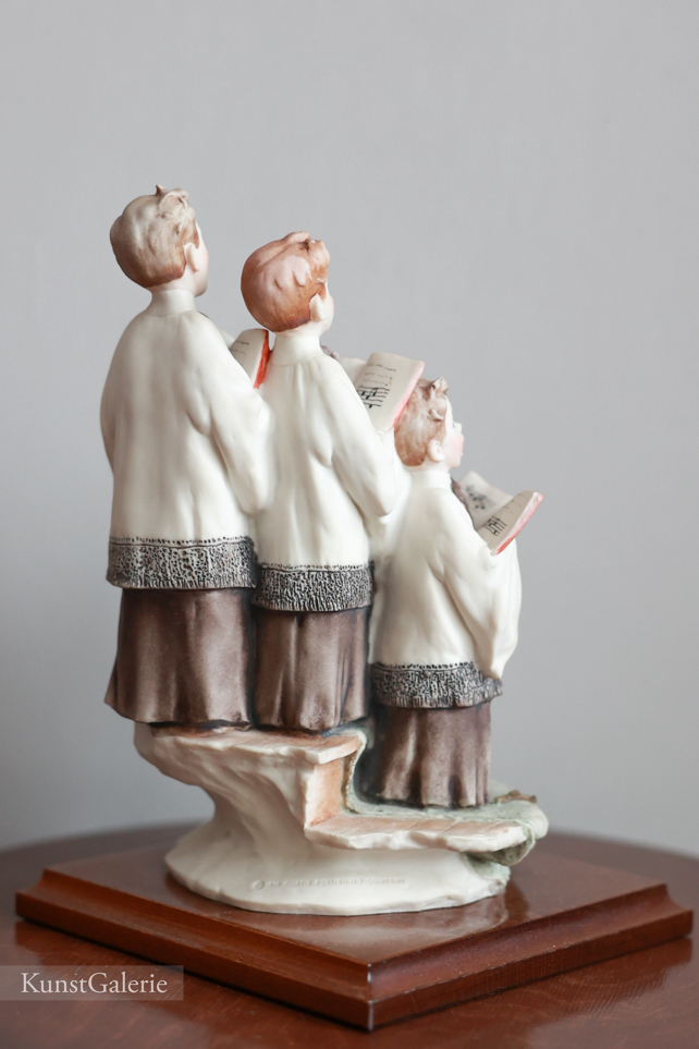 Хор мальчиков, Джузеппе Армани, Флоренс, статуэтка