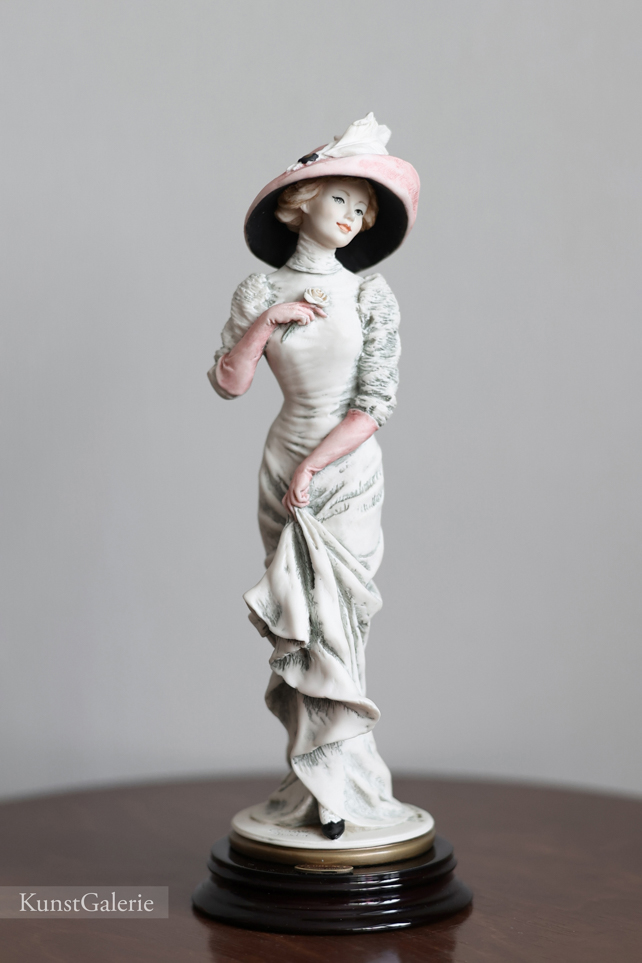 Алиса с розочкой, Giuseppe Armani, Florence, Capodimonte, статуэтка, KunstGalerie.ru