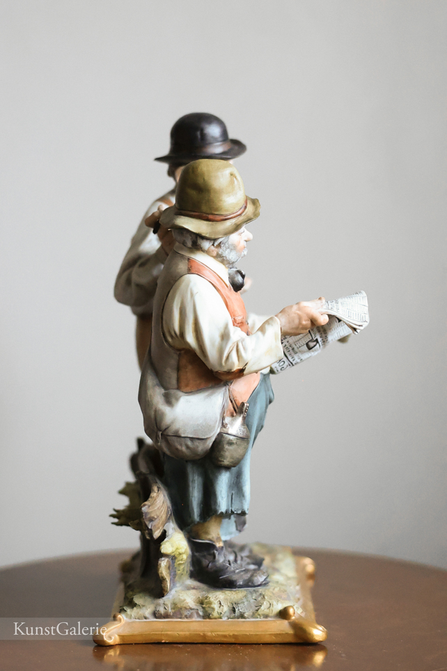 Джентльмены с газетой, Tyche Bruno, Capodimonte, статуэтка