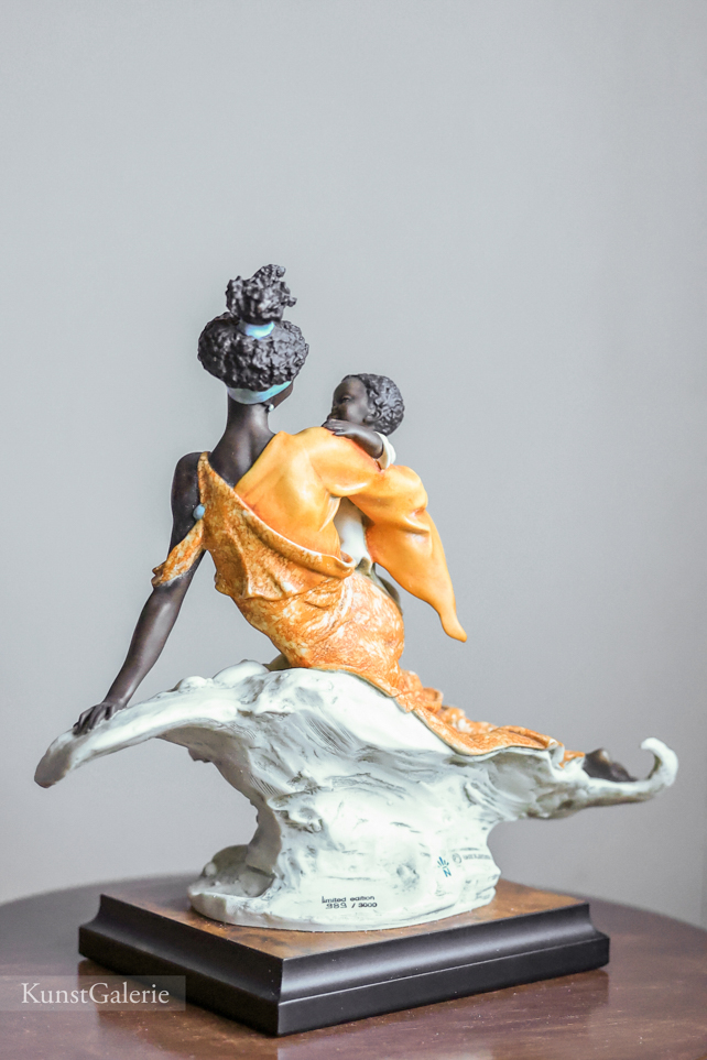 Black Maternity, Giuseppe Armani, Florence, статуэтка