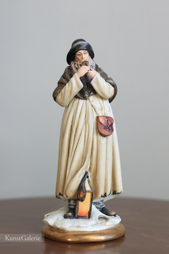 Фонарщик, Cazzola, Capodimonte, фарфоровые статуэтки. KunstGalerie