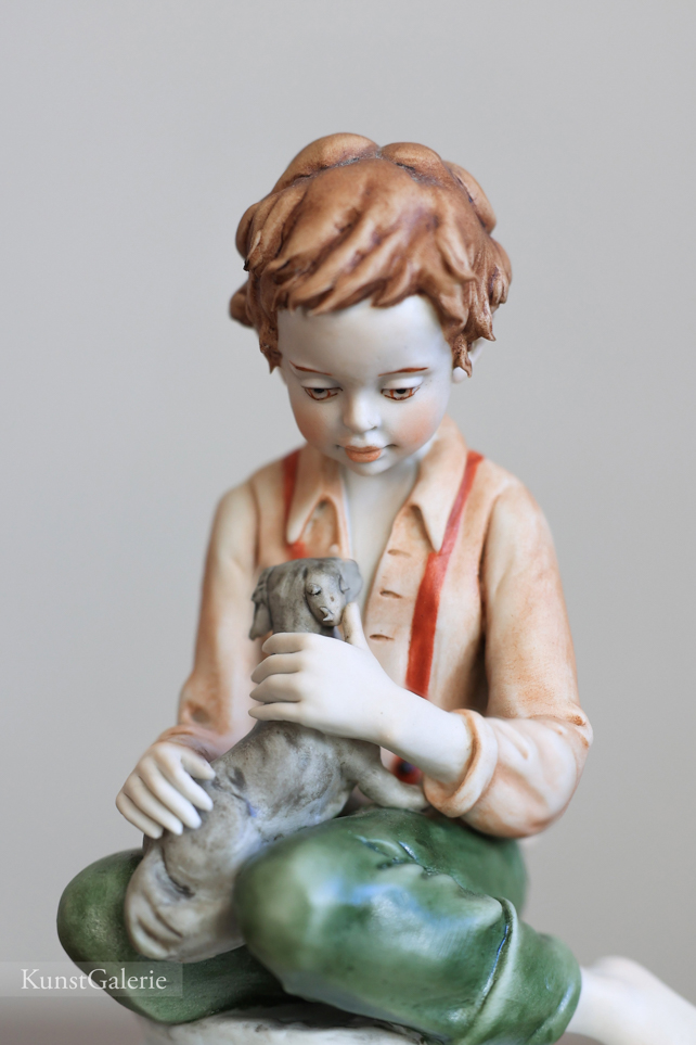 Мальчик с собачкой, Luigi Giorgio Benacchio, Capodimonte, статуэтка