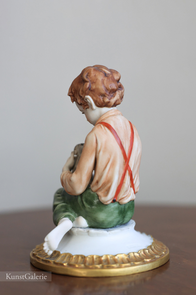 Мальчик с собачкой, Luigi Giorgio Benacchio, Capodimonte, статуэтка